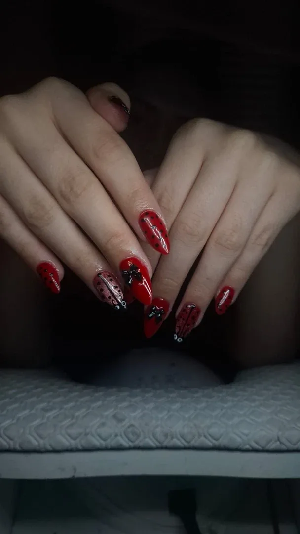 Trabalho de nail design da Vick Glam Nails